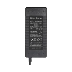 Cargador 36V 2A Salida 42V con Conector GX12 para Patinete Eléctrico - etiqueta técnica