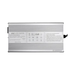 Cargador 52V Salida 58 8V 7A Conector Gx16 Para Patinete Electrico: especificaciones y calidad superior.