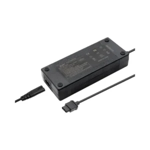 Cargador Premium 48V 2A 53.2V SJT-125E para Patinete Eléctrico NIU - vista del cargador