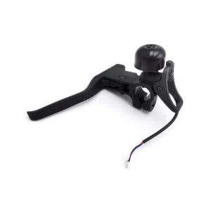Vista frontal de la maneta de freno para Patinete Eléctrico Xiaomi Mi 4 Pro, en acabado negro mate, integrando campana y gancho de plegado en un diseño robusto y ergonómico.