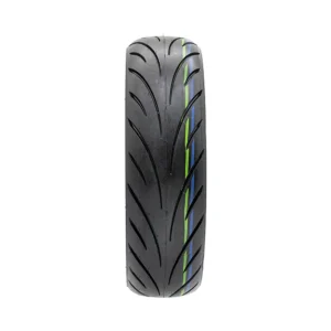 Neumatico 10 5x2 5 para patinete niu kqi300x: enfoque constructivo demostrando su nivel premium.