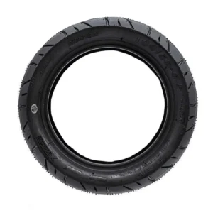 OMMVISHOP presenta neumático 100/55-6.5 tubeless reforzado para patinete eléctrico, perfil lateral con máxima tracción.
