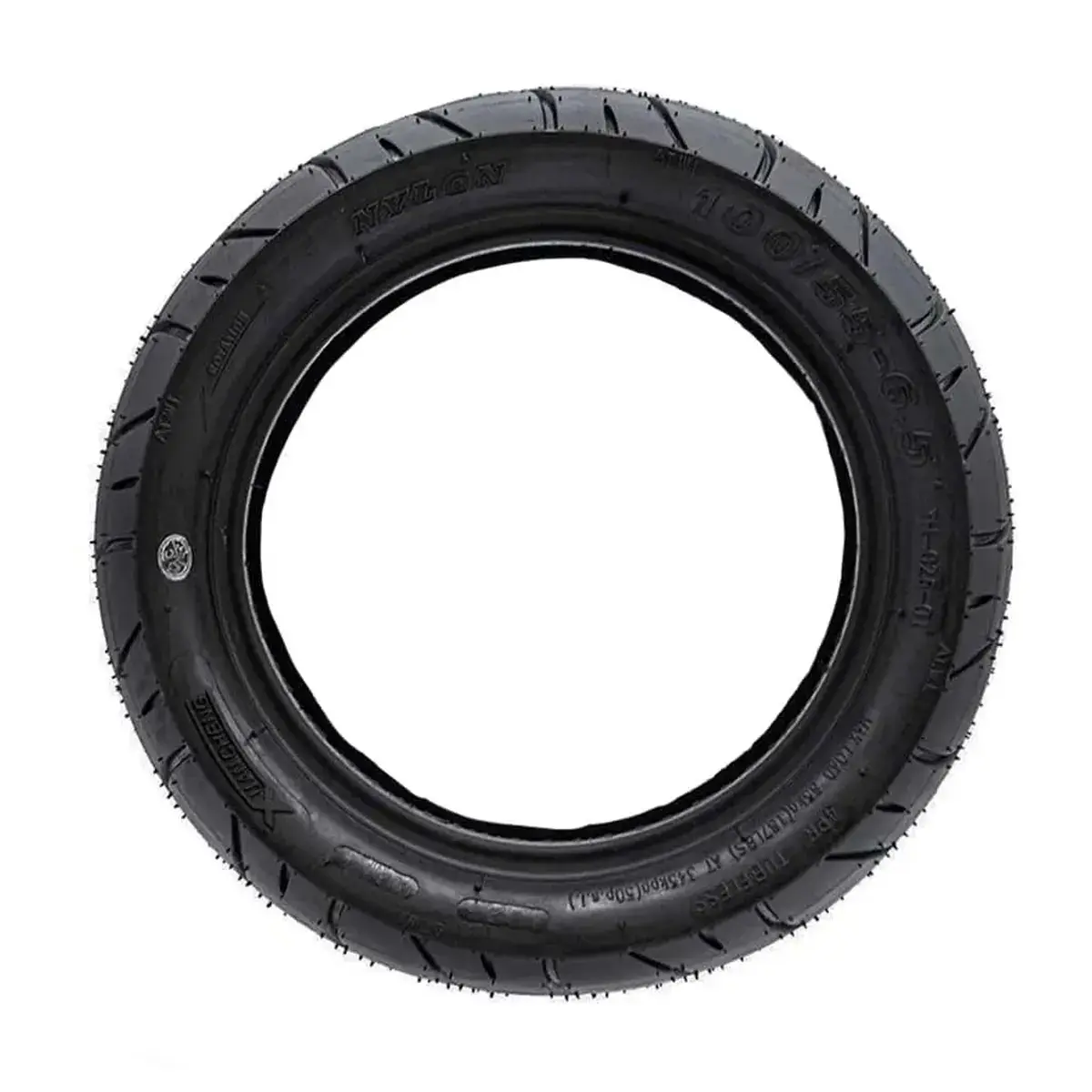 OMMVISHOP presenta neumático 100/55-6.5 tubeless reforzado para patinete eléctrico, perfil lateral con máxima tracción.