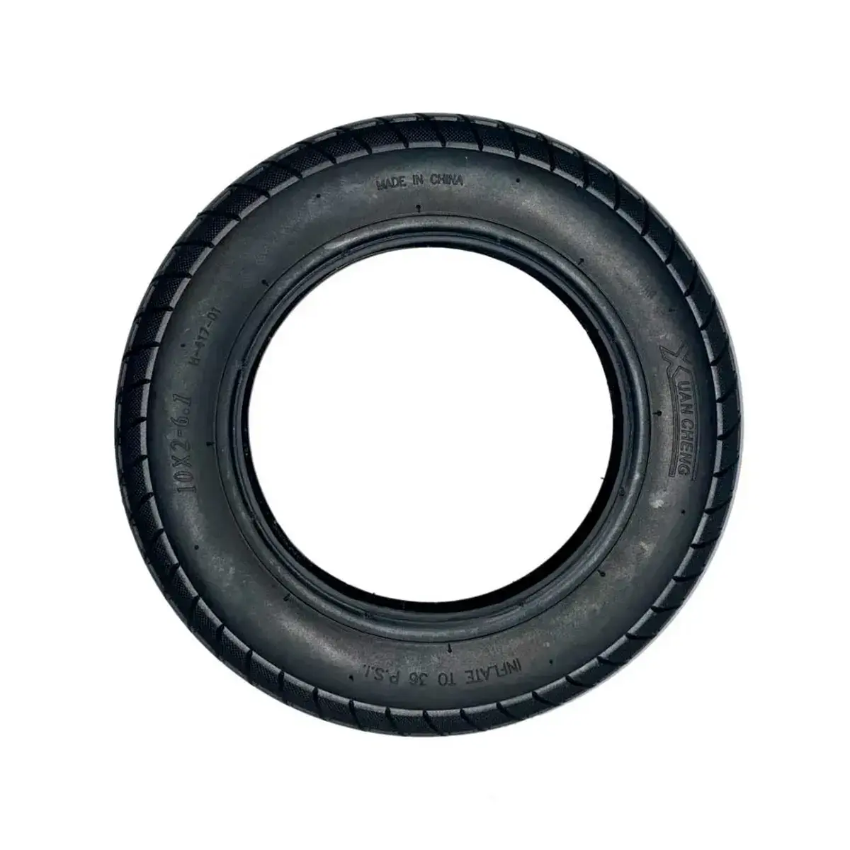 Neumático XuanCheng 10x2 para patinete eléctrico, perfil lateral con diseño del flanco y marca grabada.