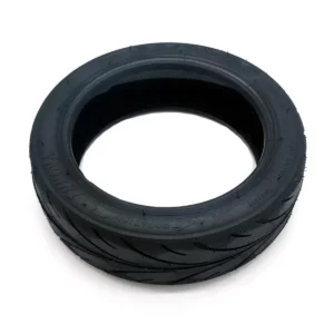 Banda de rodadura del neumático Innova 60/70-6.5 tubeless con gel antipinchazos para patinete eléctrico, detalle urbano.