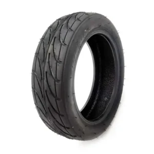 Neumático 70/65-6.5 Innova – Cityroad para Patinete Eléctrico, vista frontal uso urbano, reforzado, alta durabilidad, en la tienda OmmviShop.