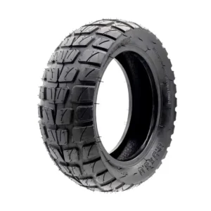 Neumático 8.5x3 50-134 Offroad – Tracción Para Patinete Eléctrico, vista frontal cubierta multitaco reforzado y agarre superior, en OmmviShop.