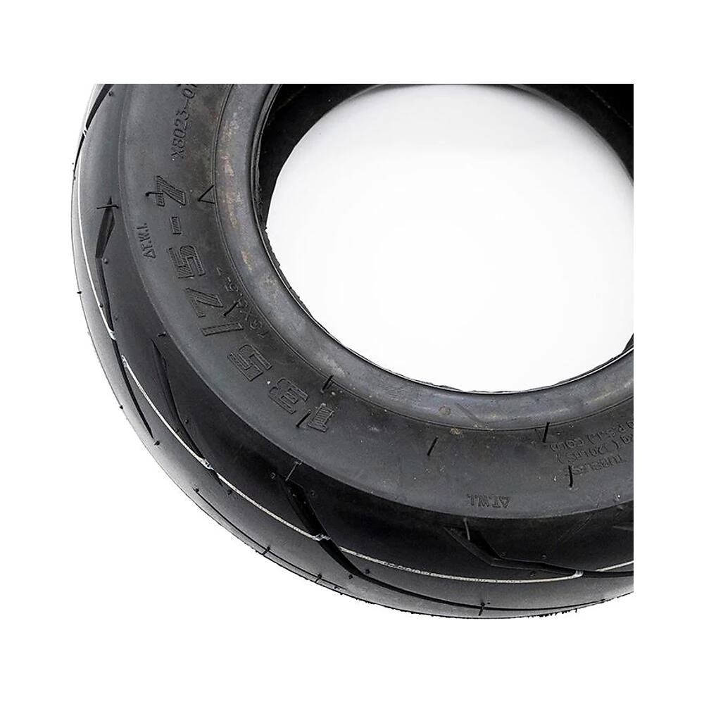 Neumatico tubeless cityroad 135 75 7 para patinete electrico: aspecto estructural de los puntos de fijación.