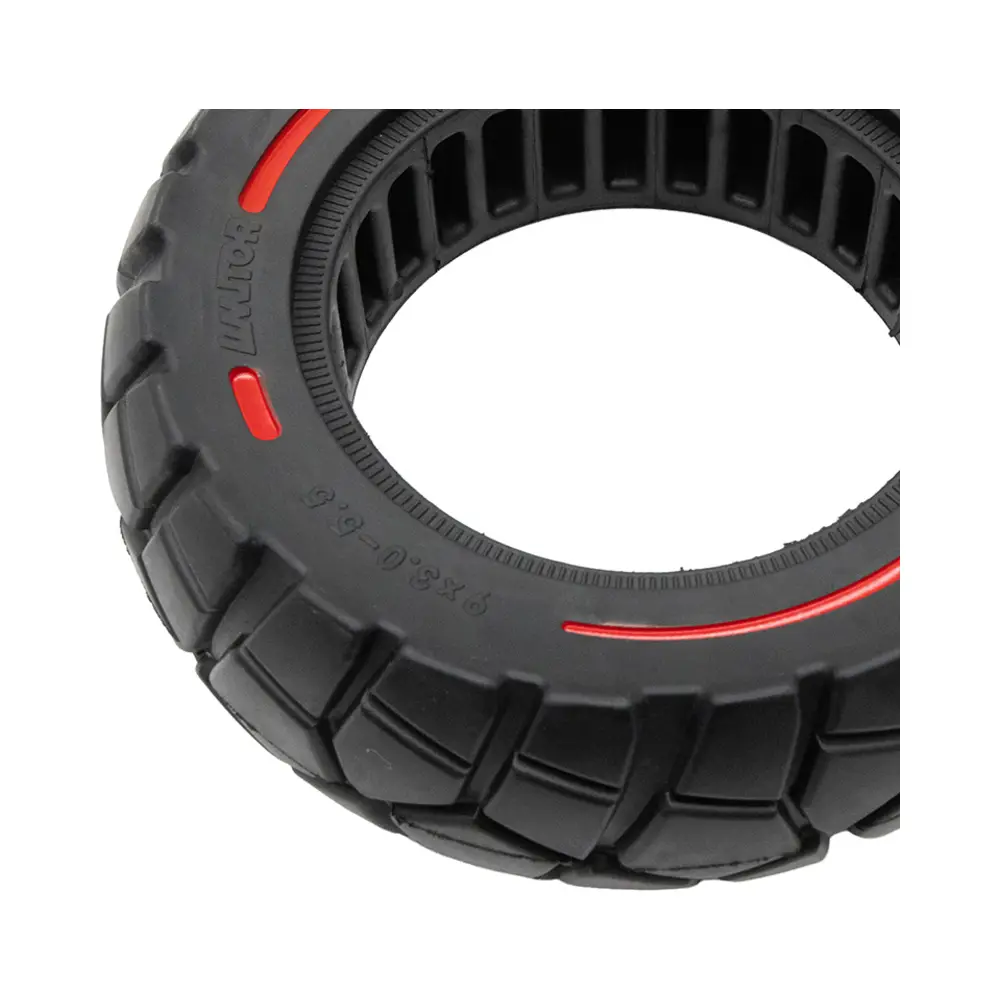 Rueda Maciza Amitor 9x3-5.5 Línea Roja/Negra para Patinete Eléctrico - detalle lateral