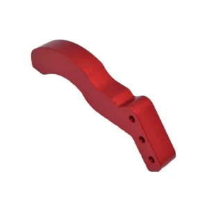 Soporte de Freno Rojo Anodizado Brillante para Patinete Eléctrico ICe Q5 fabricado en aluminio, mostrando su robustez y anclaje trasero CNC.