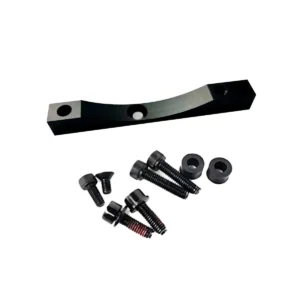 Vista frontal del soporte reforzado Xtech HB-100 negro para Patinete Eléctrico Xiaomi con acabado anodizado mate y estructura de aluminio CNC.